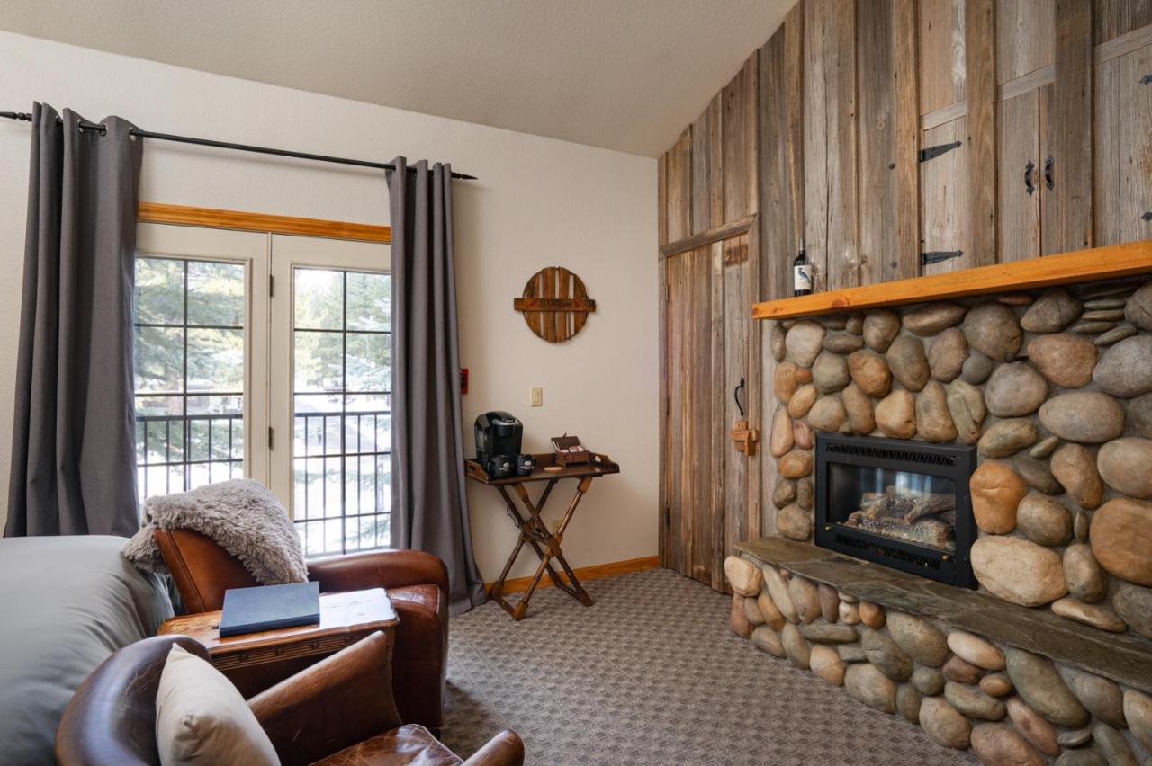 Hotel Black Bear 4*